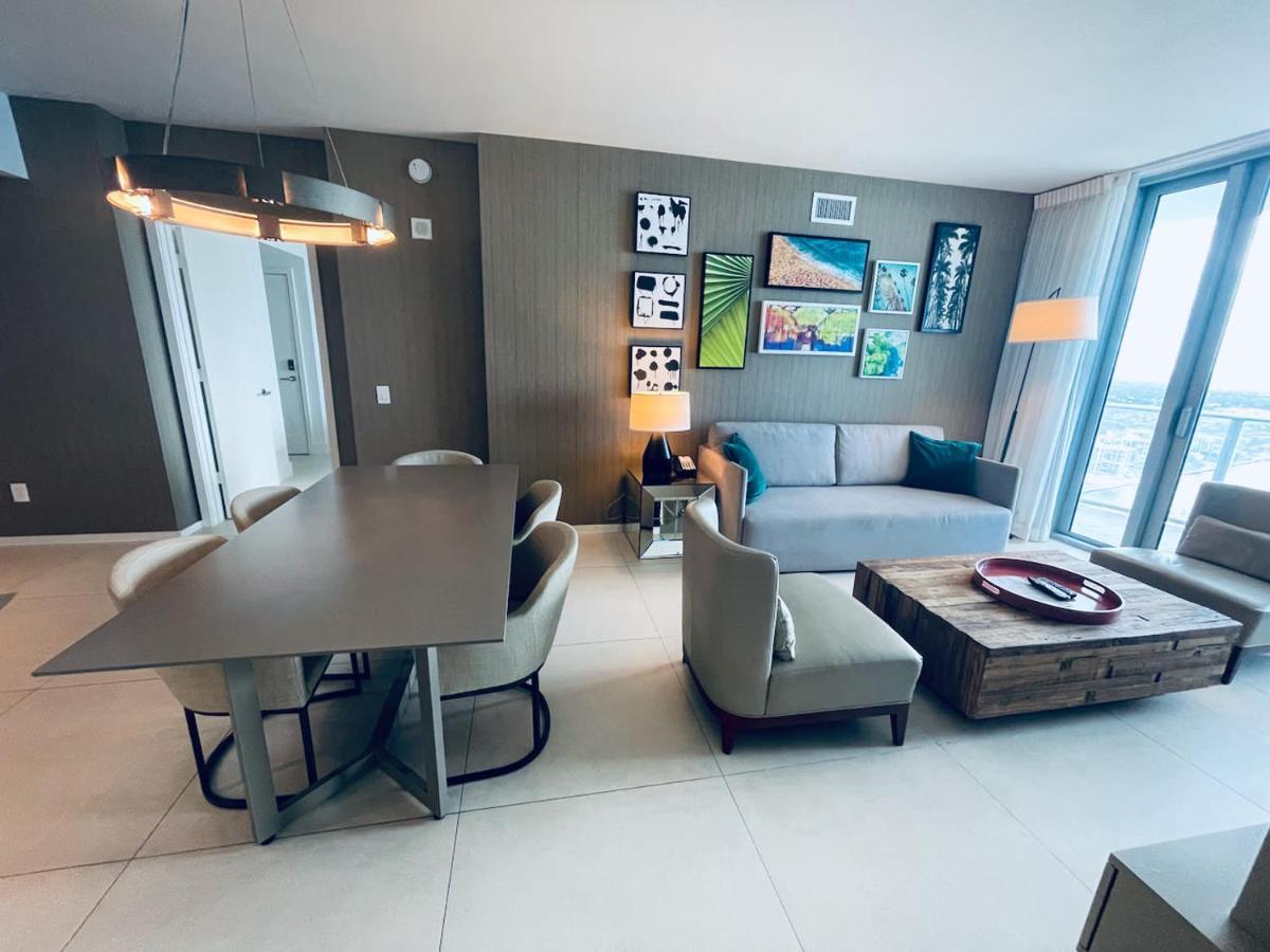 Stay At The Top With Amazing Views By Rent4Us Hollywood Exterior photo