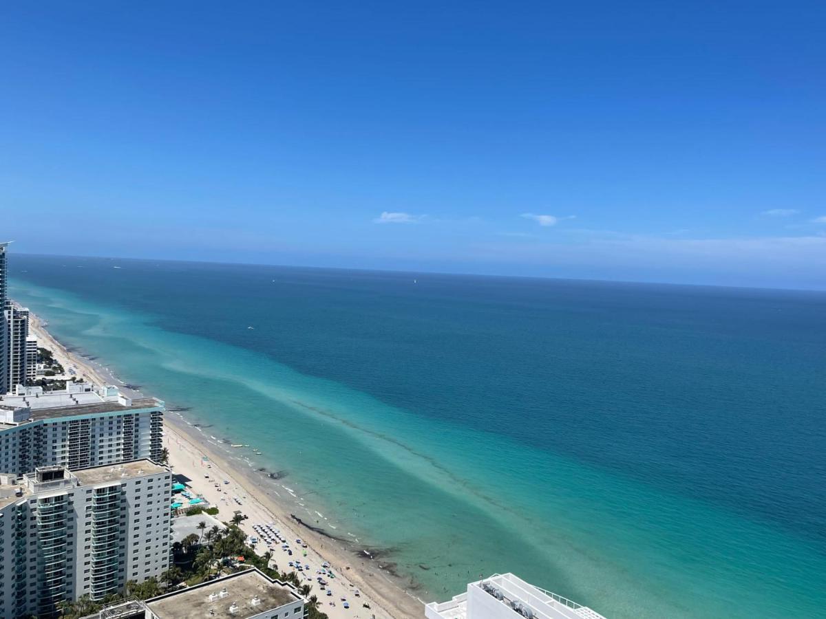 Stay At The Top With Amazing Views By Rent4Us Hollywood Exterior photo