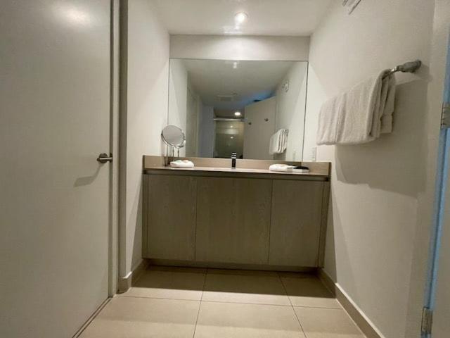 Stay At The Top With Amazing Views By Rent4Us Hollywood Exterior photo